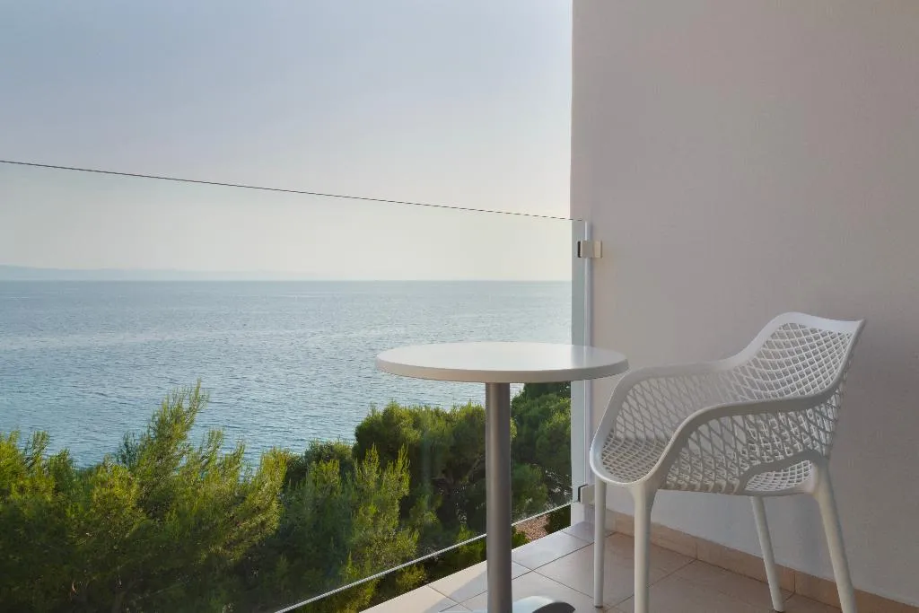 SUITE WITH BALCONY Room, Bluesun Hotel Alga, Split