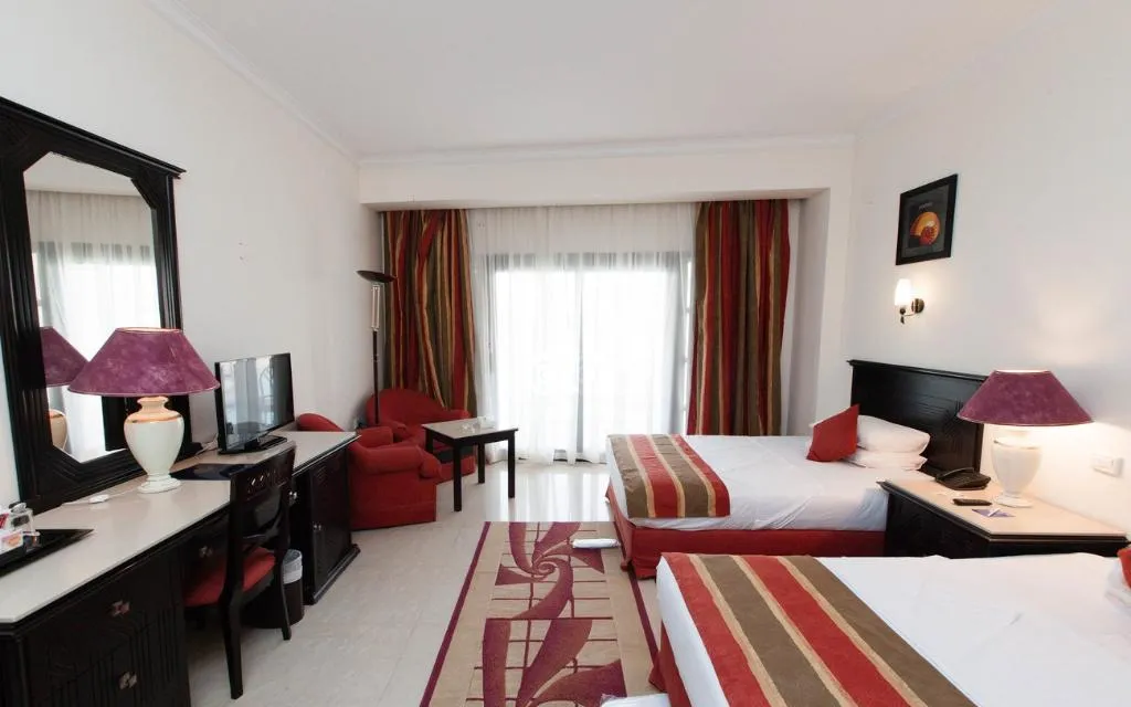 Room, Golden 5 Almas Resort, Red Sea Riviera