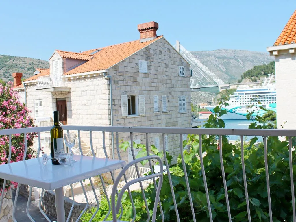 DOUBLE CAPACITY 2 Room, Apartments Bulic, Dubrovnik