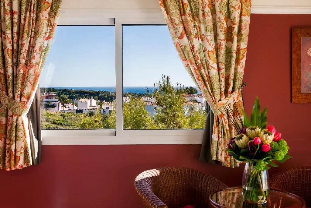 Double or Twin SUPERIOR Room, Los Arcos, Costa Del Sol