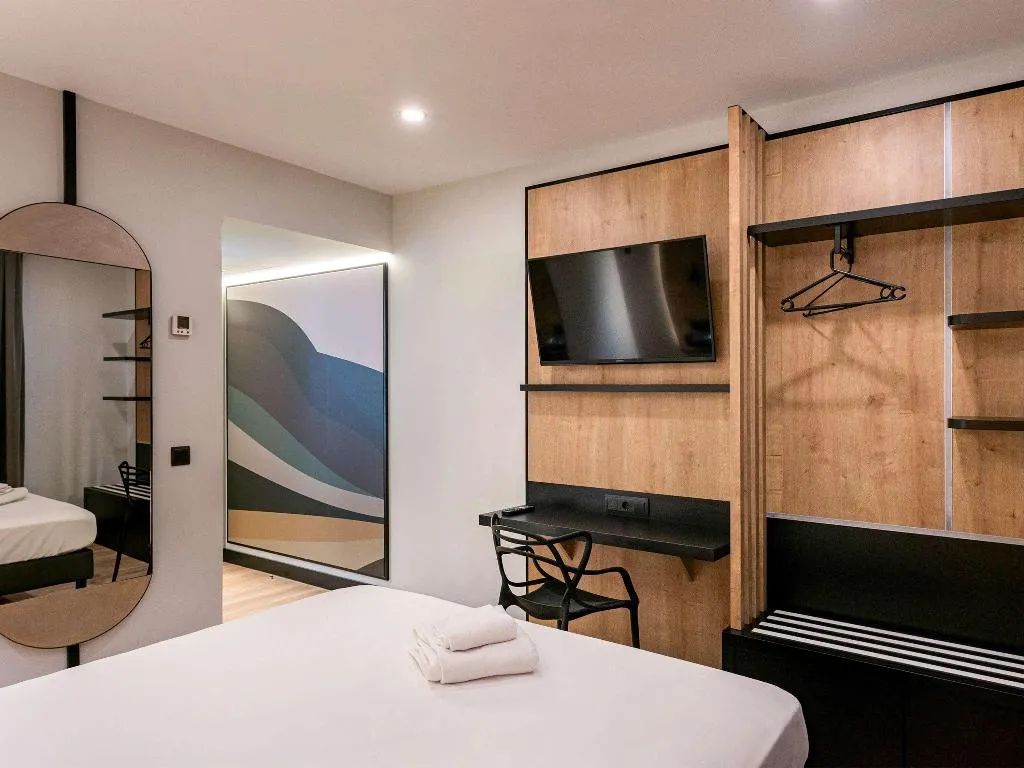 Room, ibis Styles Figueres Ronda, Costa Brava