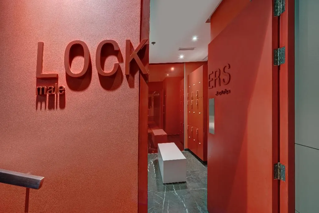 Sports and Entertainment, 72 Hotel, Dubai