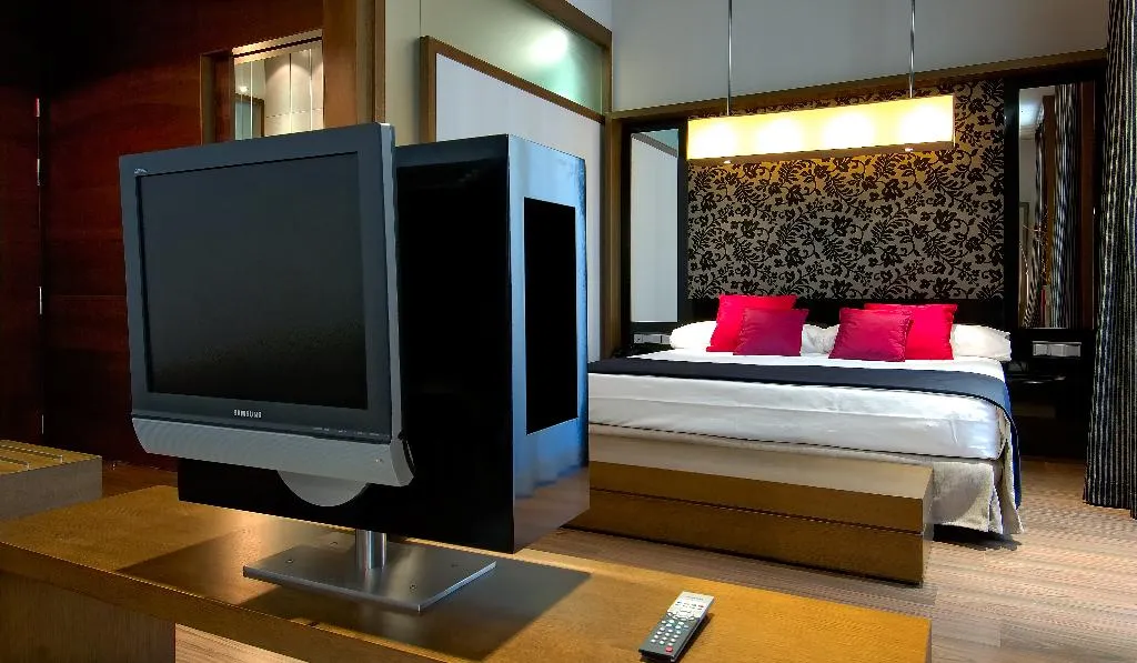JUNIOR SUITE STANDARD Room, Vincci Soho, Madrid