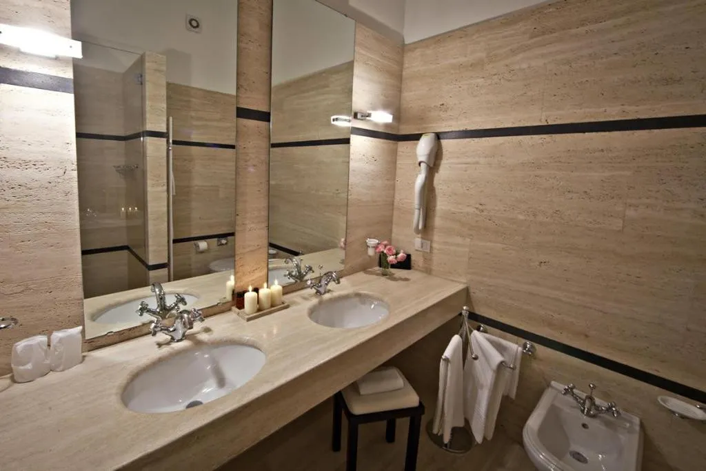 JUNIOR SUITE STANDARD Room, Tarthesh Hotel, Cagliari
