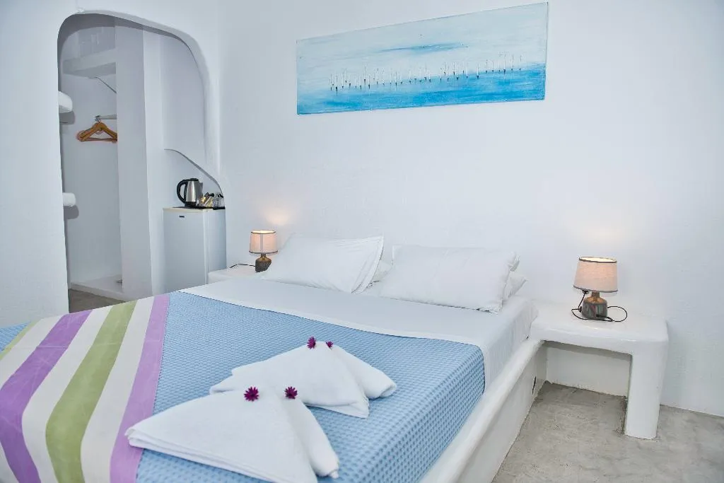 Double or Twin CLASSIC Room, The Last Sunbeam, Santorini