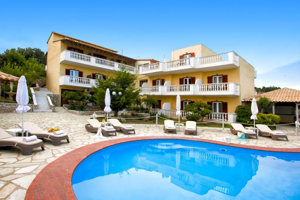 Pool, Blue Horizon Studios, Skiathos