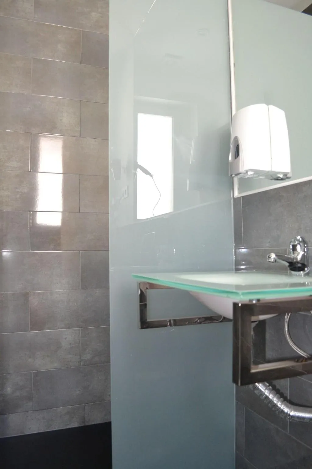 Room, Hostal Meyra, Madrid