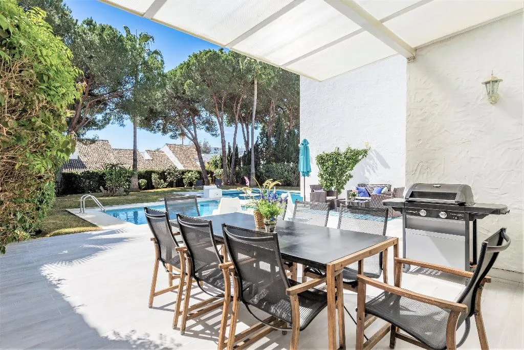 VILLA STANDARD Room, Villa Marina Puerto Banus, Costa Del Sol