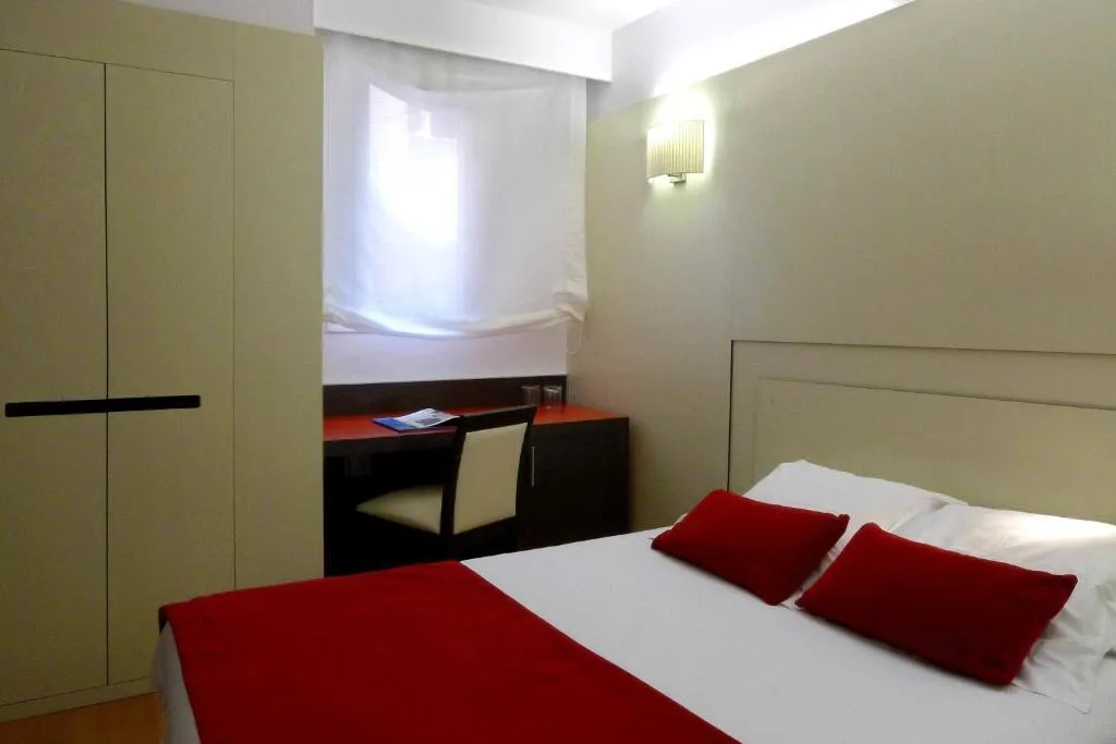 SINGLE STANDARD Room, Grupotel Gravina, Barcelona