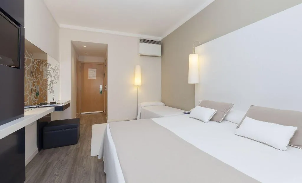 Room, Canyelles Marina 3000, Costa Brava
