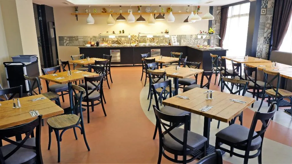 Restaurant, Nobel Ultra All Inclusive - Free Beach Access, Bourgas