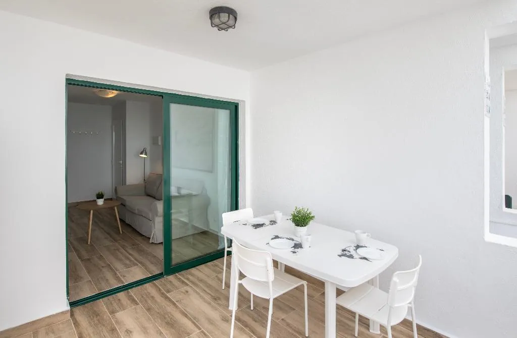 APARTMENT SUPERIOR TWO BEDROOMS Room, Los Rosales, La Palma