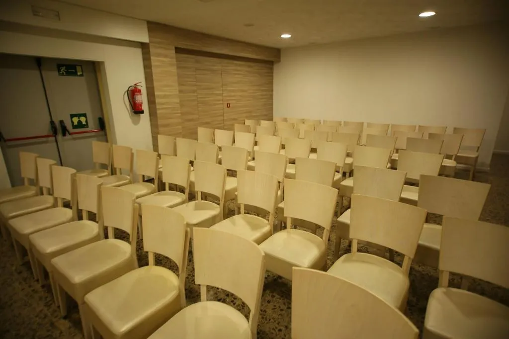 Conferences, Canyelles Marina 3000, Costa Brava