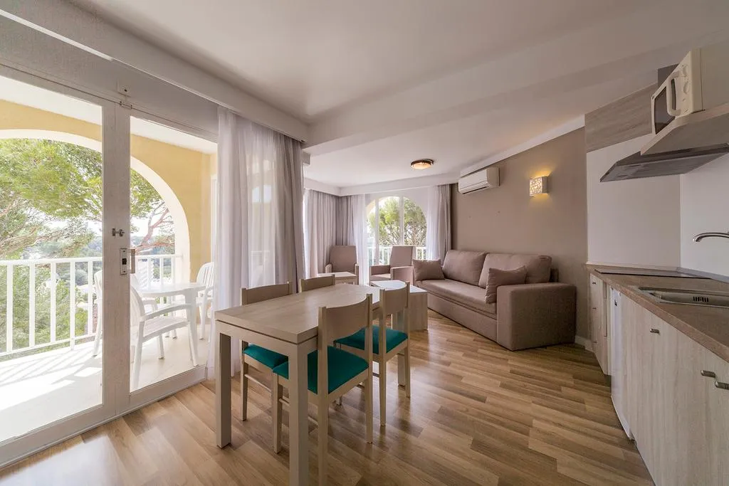 SUITE SUPERIOR TWO BEDROOMS Room, Comitas Floramar, Menorca