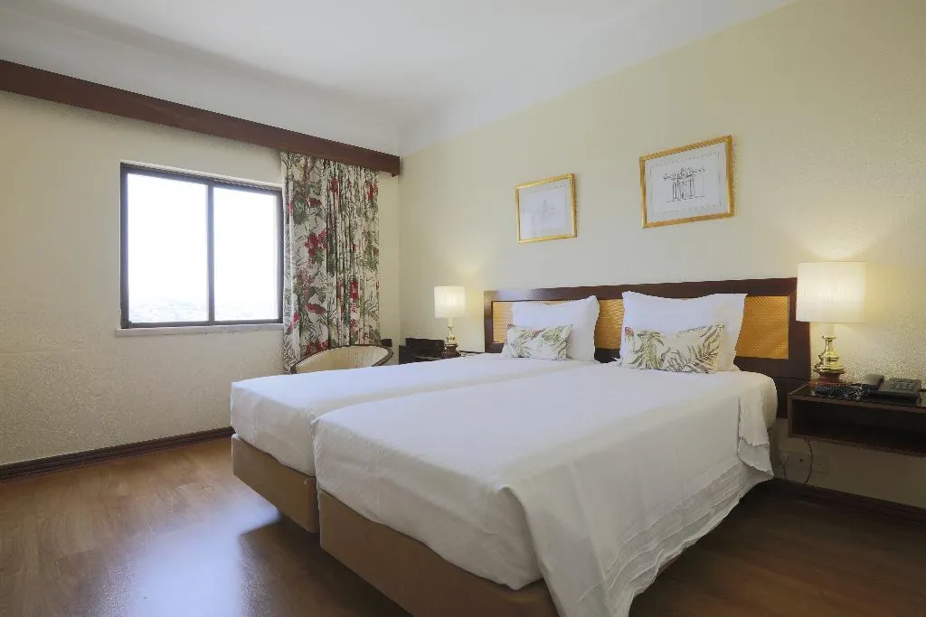 Double or Twin STANDARD Room, D. Luis - Coimbra, Porto