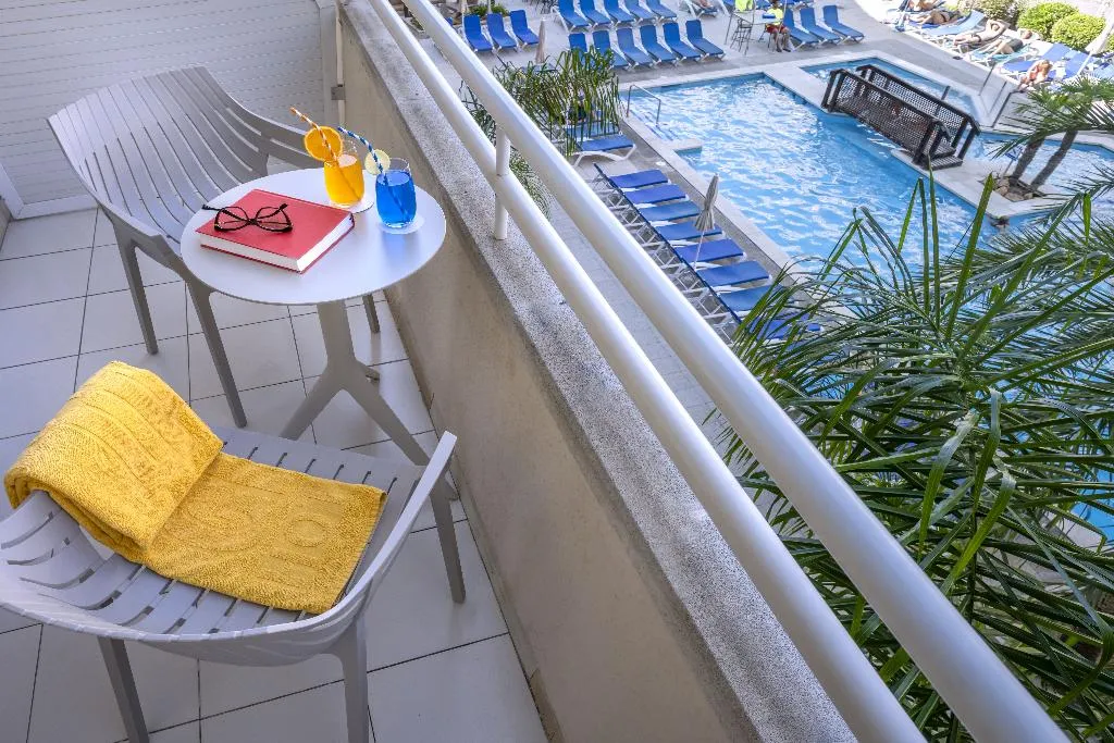 TRIPLE POOL VIEW Room, GHT Aquarium & Spa, Costa Brava