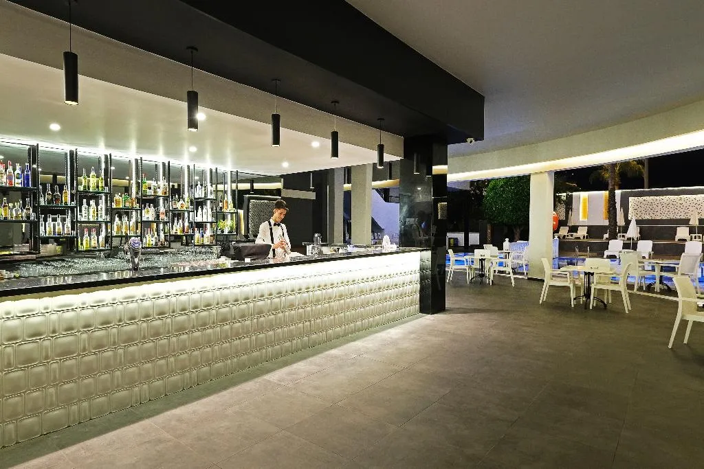 Bar, Kaila Beach Hotel, Antalya
