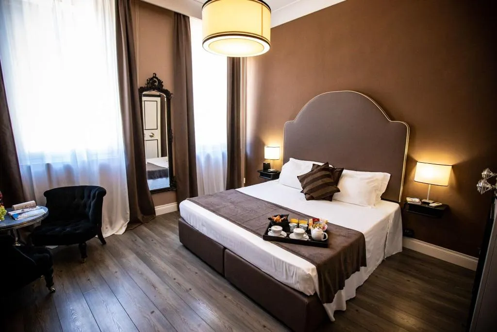 DOUBLE DELUXE QUEEN BED Room, Jb Relais, Rome