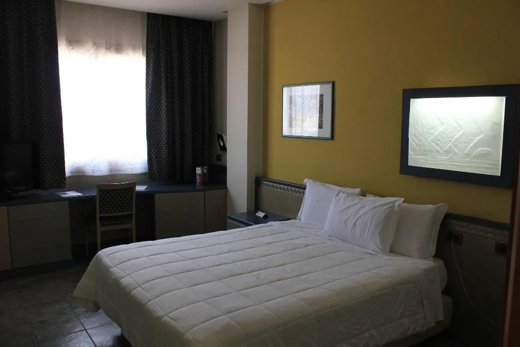 TRIPLE STANDARD Room, Hotel President Palermo, Palermo