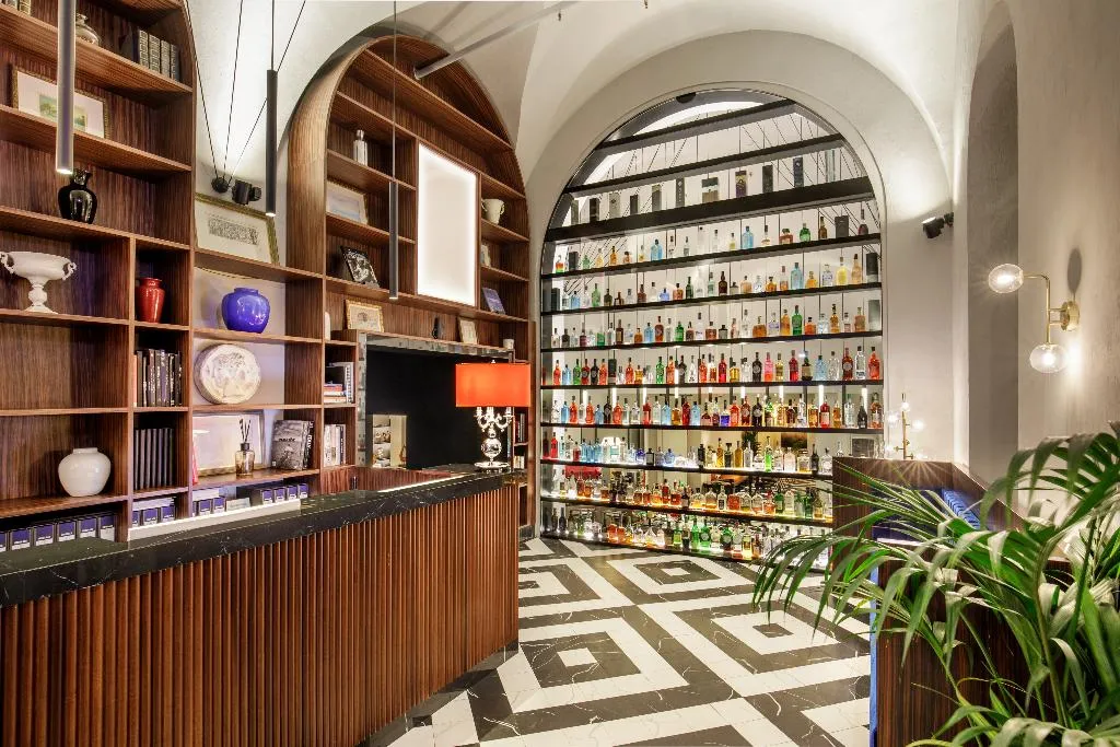 Lobby, Hotel Monte Cenci, Rome