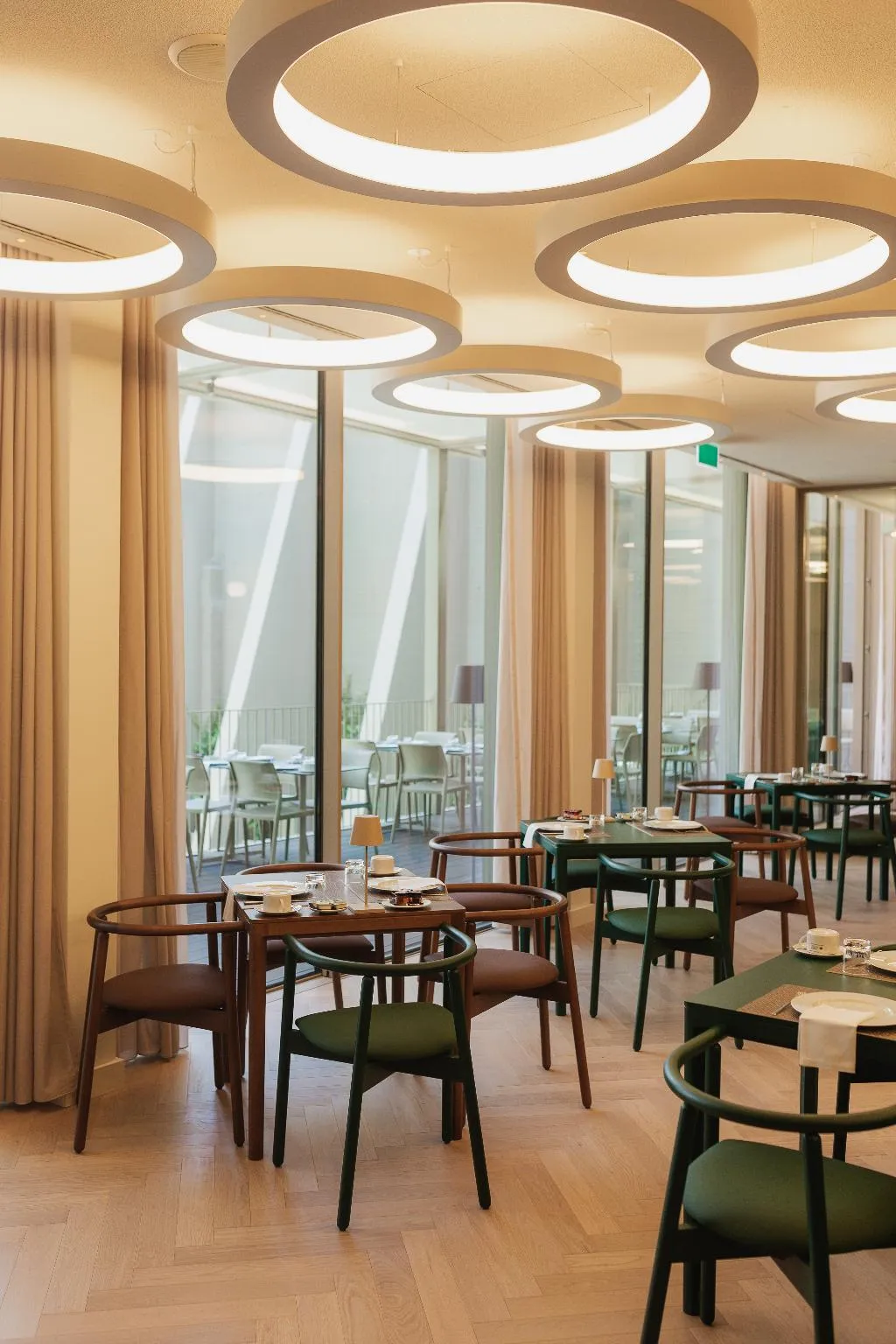 Restaurant, Lumen Hotel and The Lisbon Light Show, Lisbon