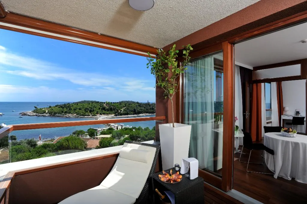 SUITE DELUXE SEA VIEW Room, Maistra Select All Suite Island Hotel Istra, Istria