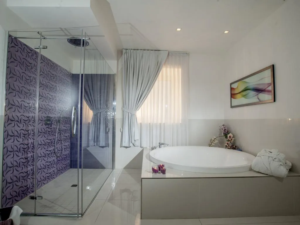 JUNIOR SUITE STANDARD Room, Hotel San Pietro, Naples