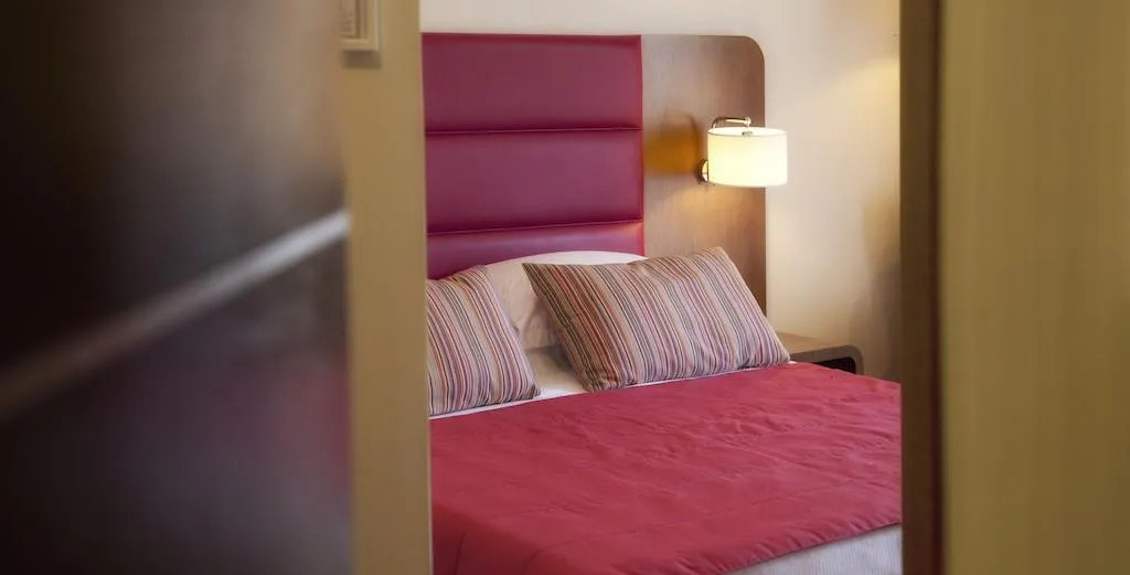 DOUBLE COMFORT Room, Hotel Plaza, Naples