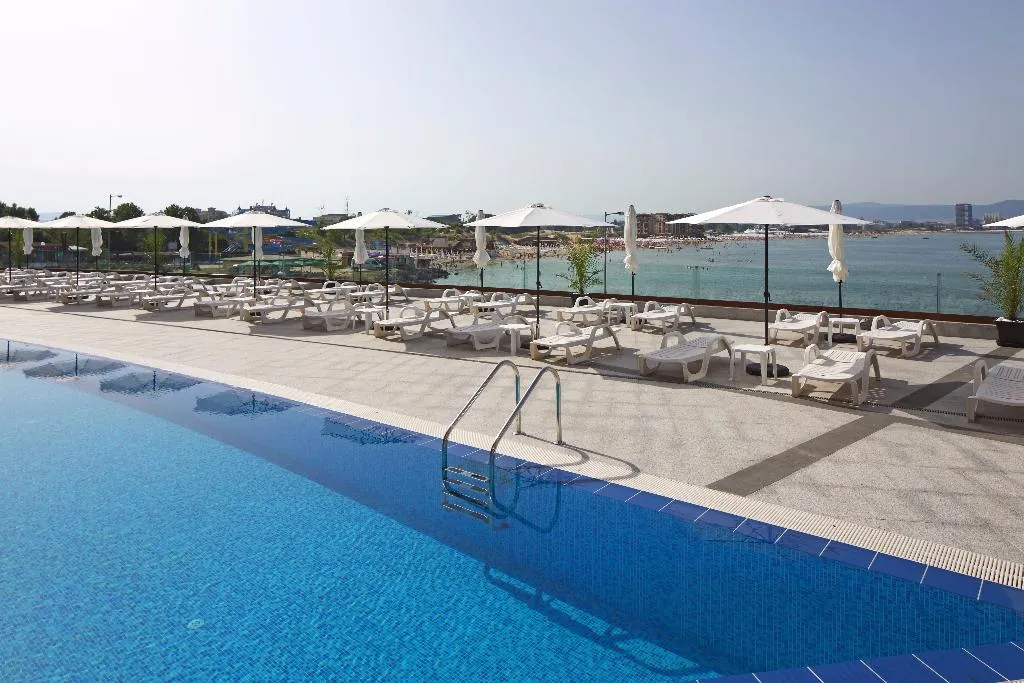 Pool, Paradiso Dreams, Bourgas
