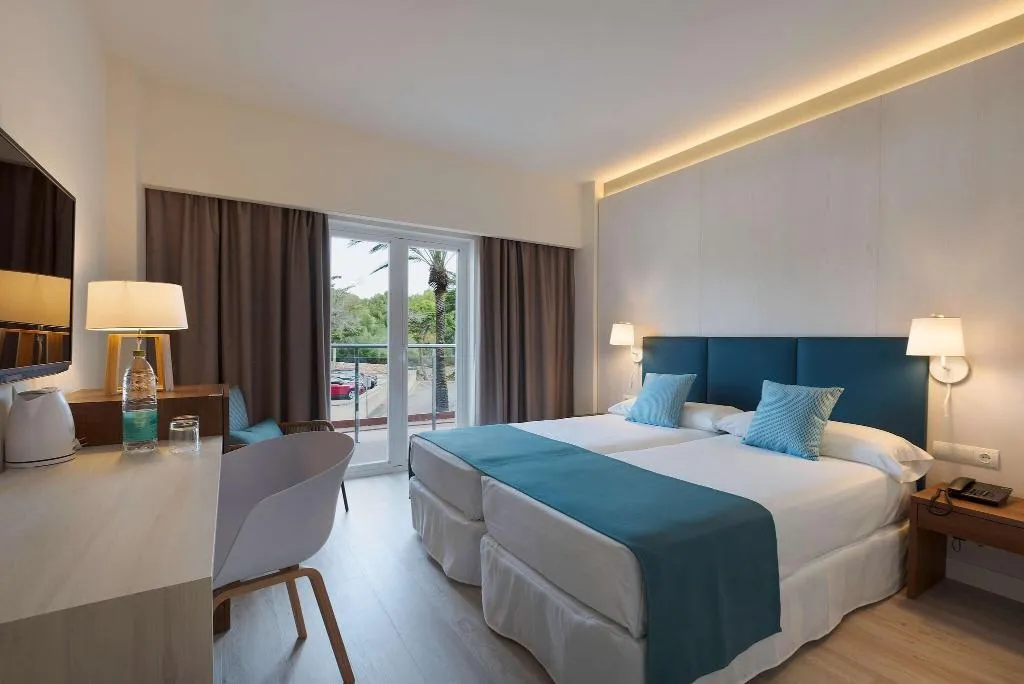 DOUBLE CAPACITY 2 Room, Alua Illa de Menorca, Menorca