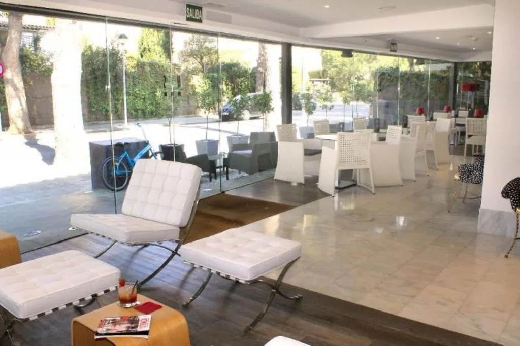Lobby, Sitges, Costa Brava