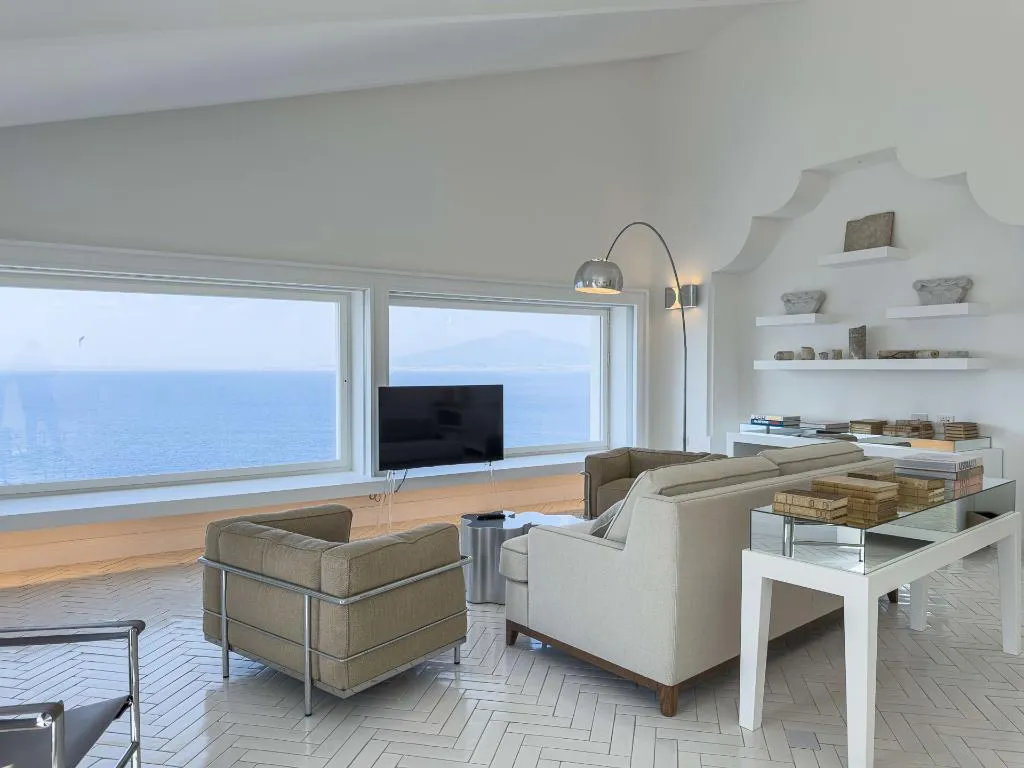 SUITE PENTHOUSE Room, Grand Hotel Europa Palace, Naples