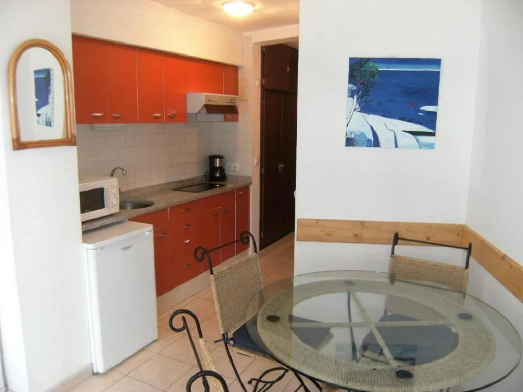 STUDIO CAPACITY 2 Room, Medes Park, Costa Brava