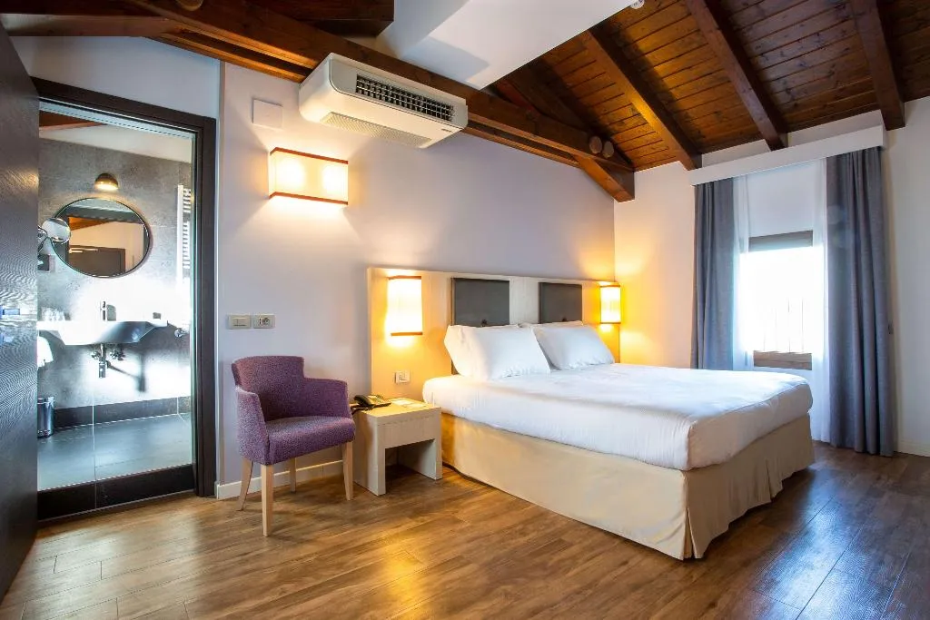 DOUBLE NON SMOKING Room, Best Western Titian Inn Hotel Treviso, Venice
