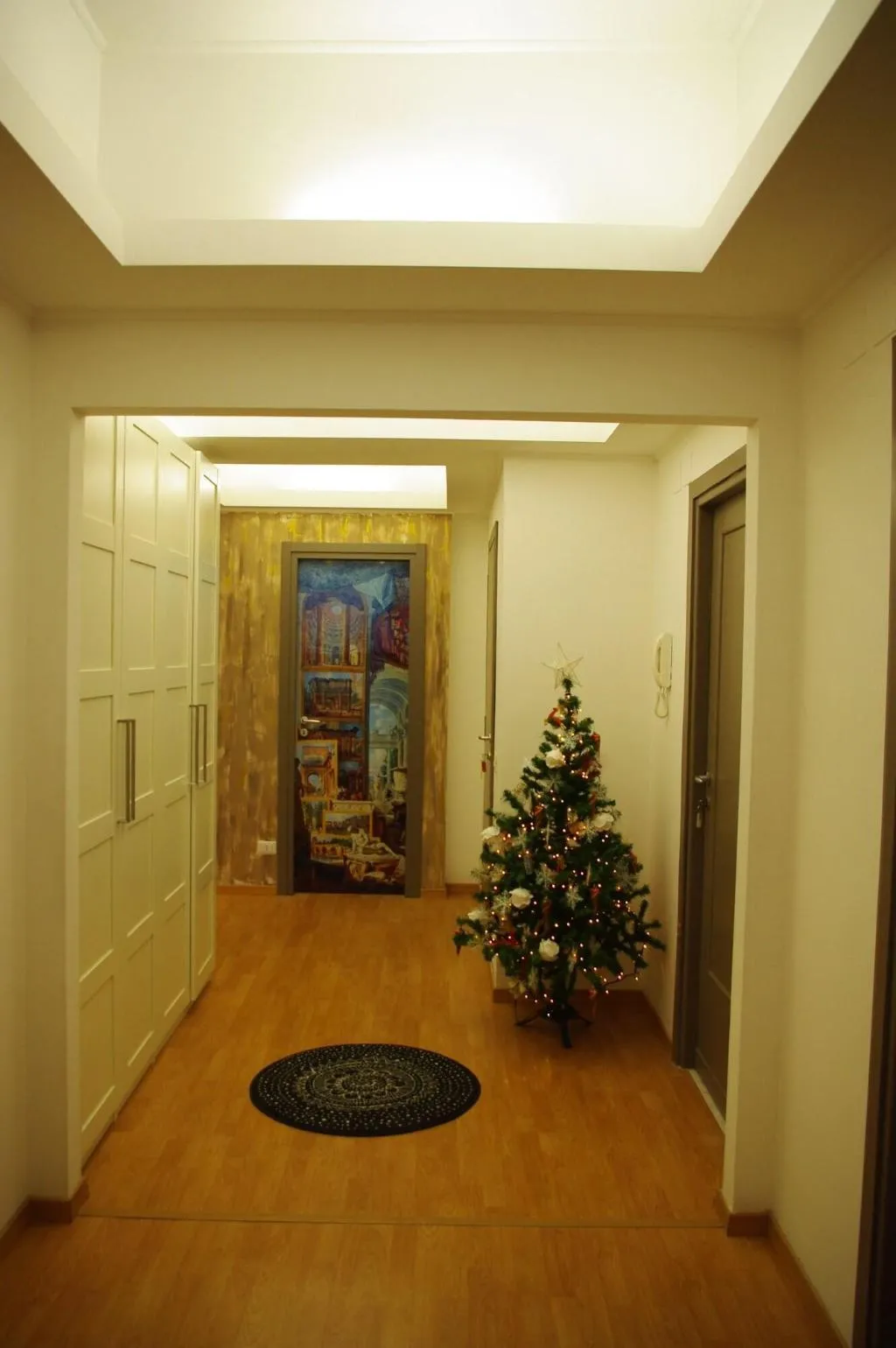 Lobby, Appia Avenue 639, Naples