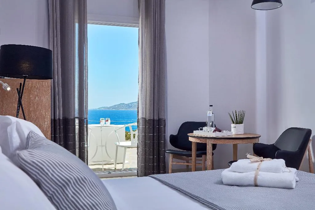 JUNIOR SUITE SEA VIEW Room, Mykonos Princess Hotel, Mykonos