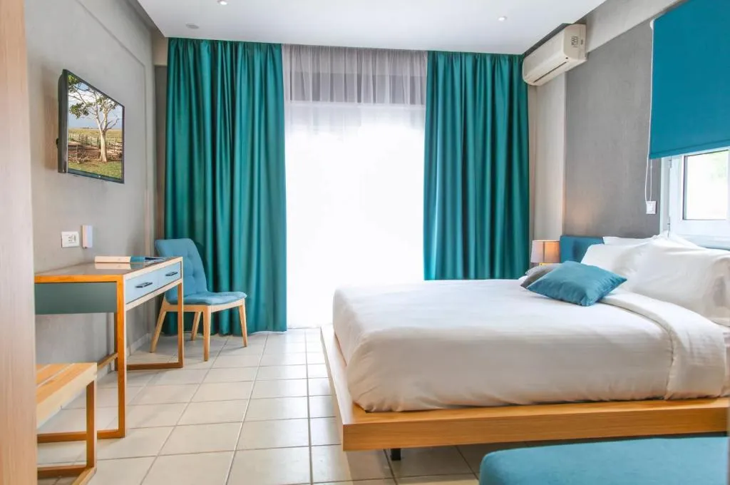 STUDIO DELUXE POOL VIEW Room, Royal Hotel and Suites, Halkidiki