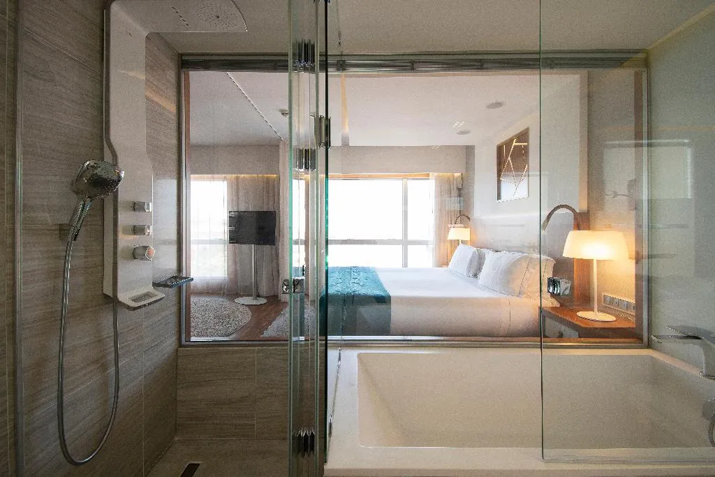 JUNIOR SUITE STANDARD Room, Epic SANA Lisboa, Lisbon