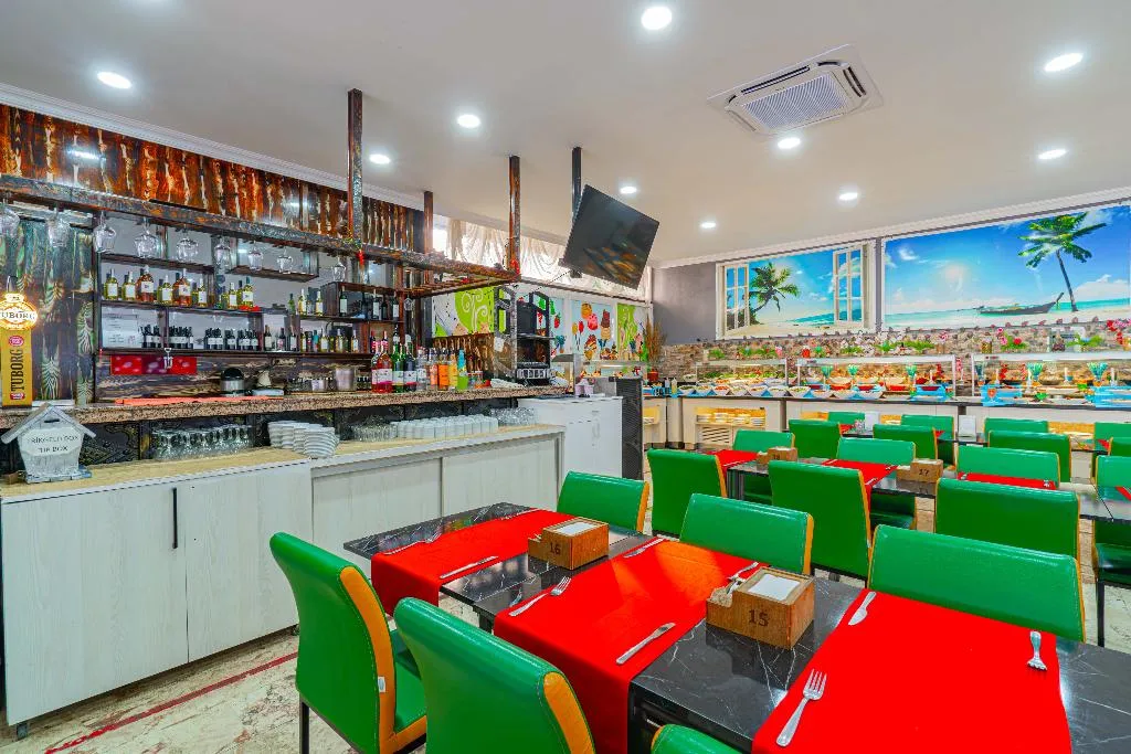 Bar, Sayanora Hotel, Antalya