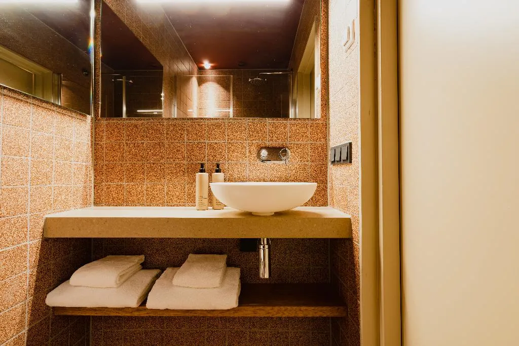 DOUBLE BASIC Room, Hotel van de Vijsel, Amsterdam