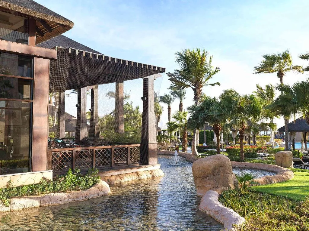 Restaurant, Sofitel Dubai The Palm, Dubai