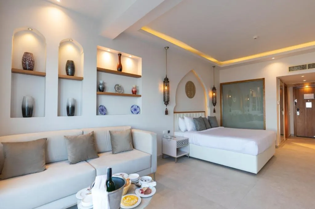 SUITE WITH JACUZZI Room, SUNRISE Remal Beach, Red Sea Riviera
