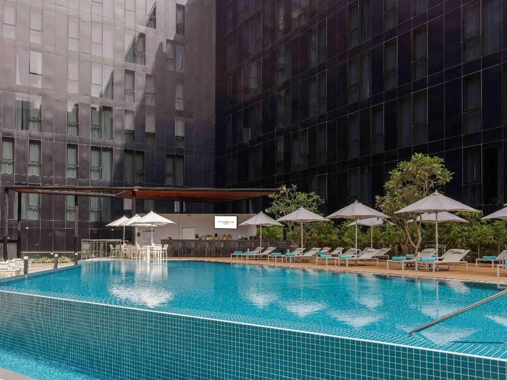 Pool, Grand Mercure Dubai City, Dubai