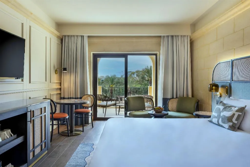 DOUBLE DELUXE POOL VIEW Room, Kempinski Hotel San Lawrenz, Gozo