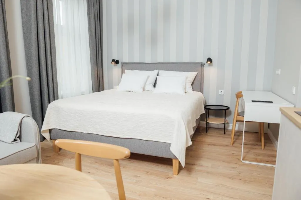 DOUBLE STANDARD Room, Aparthotel Amella, Riga