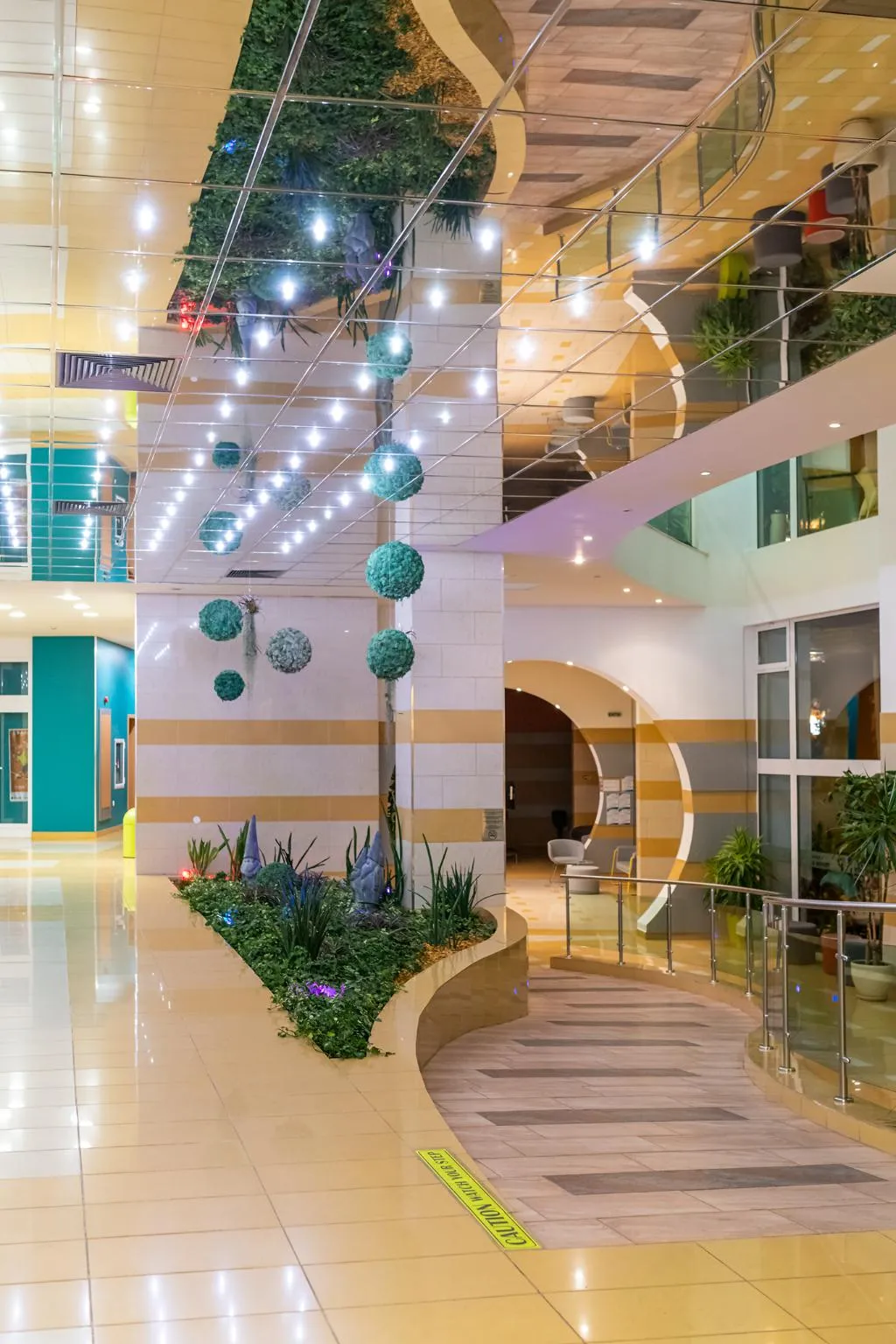Lobby, Trakia Plaza, Bourgas