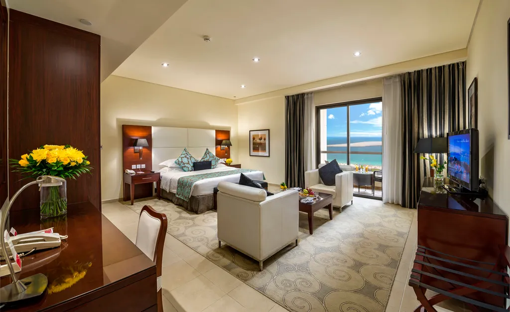 STUDIO EXECUTIVE Room, Delta Hotels by Marriott Jumeirah Beach, Dubai