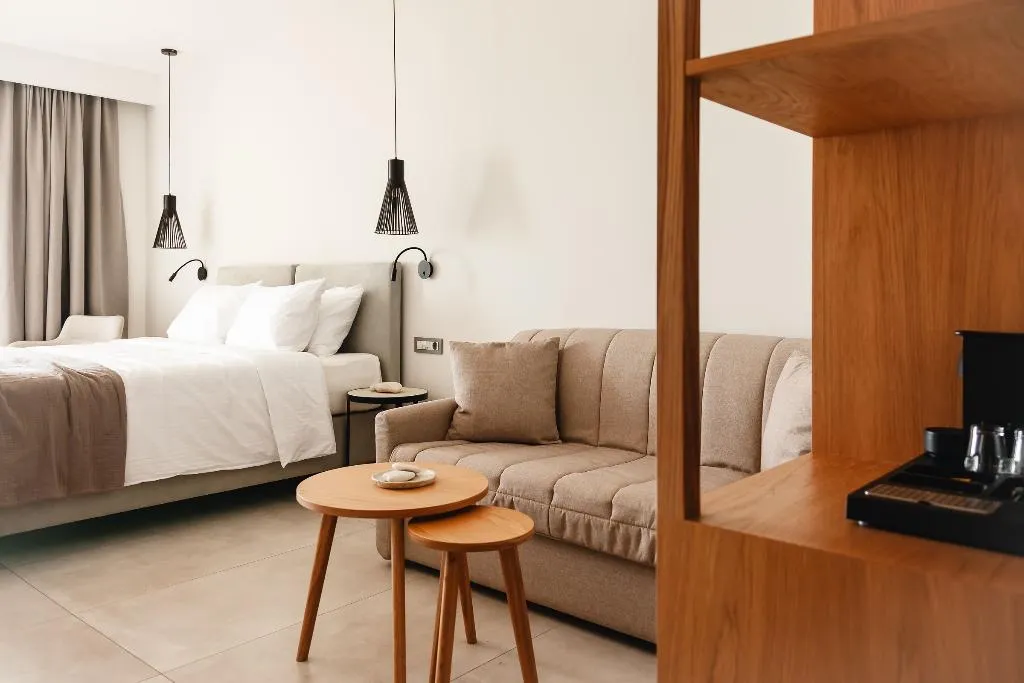 SUITE CITY VIEW Room, Batis Aero Beachfront Wellbeing Hotel, Crete