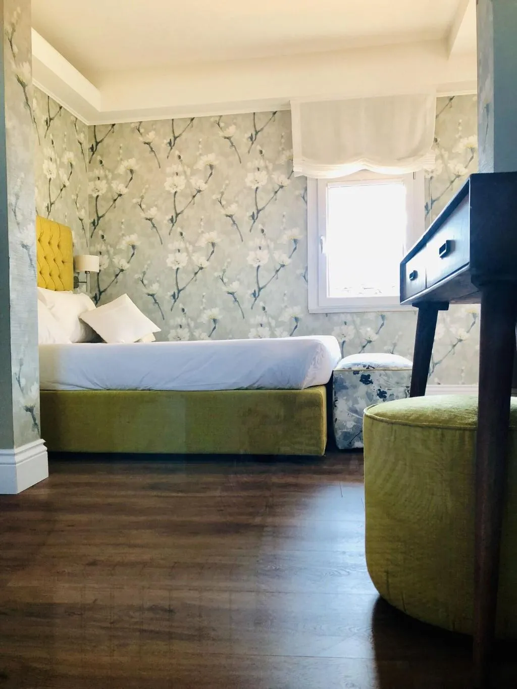 Room, Il Perseo, Florence