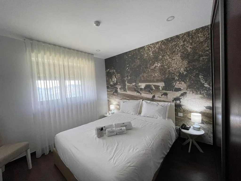 Room, Pousadela Village, Porto